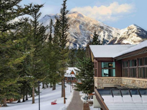 Отель Fairmont Jasper Park Lodge  Джаспер